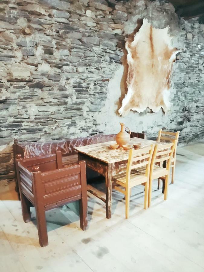 Raul Lushnu Darbaz Bed & Breakfast Mestia Exterior photo