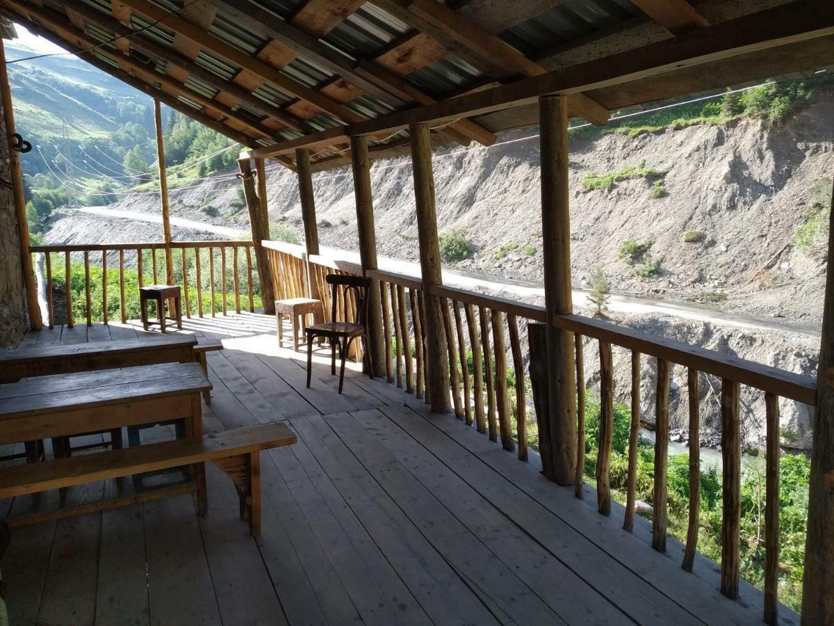 Raul Lushnu Darbaz Bed & Breakfast Mestia Exterior photo