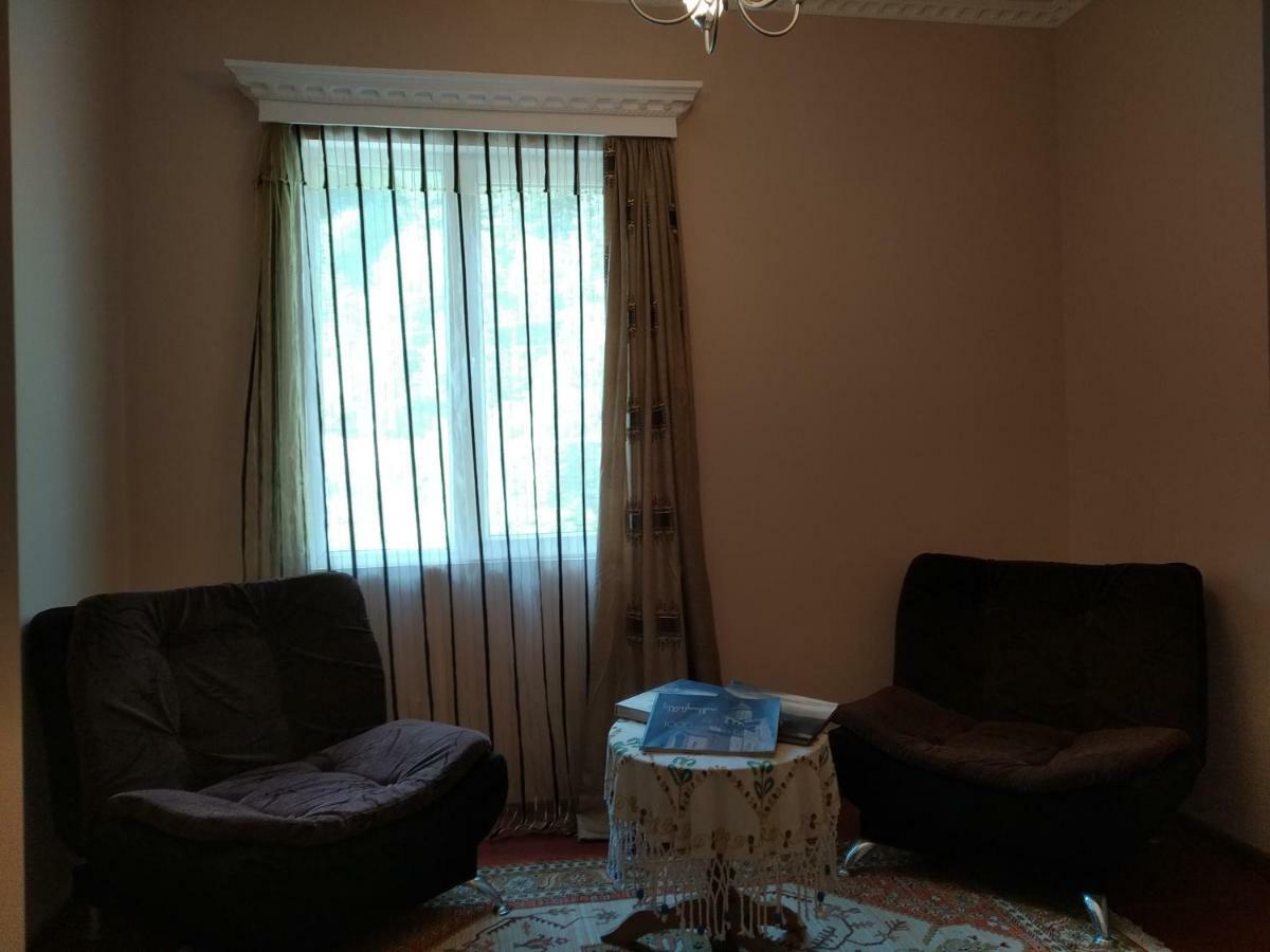 Raul Lushnu Darbaz Bed & Breakfast Mestia Exterior photo