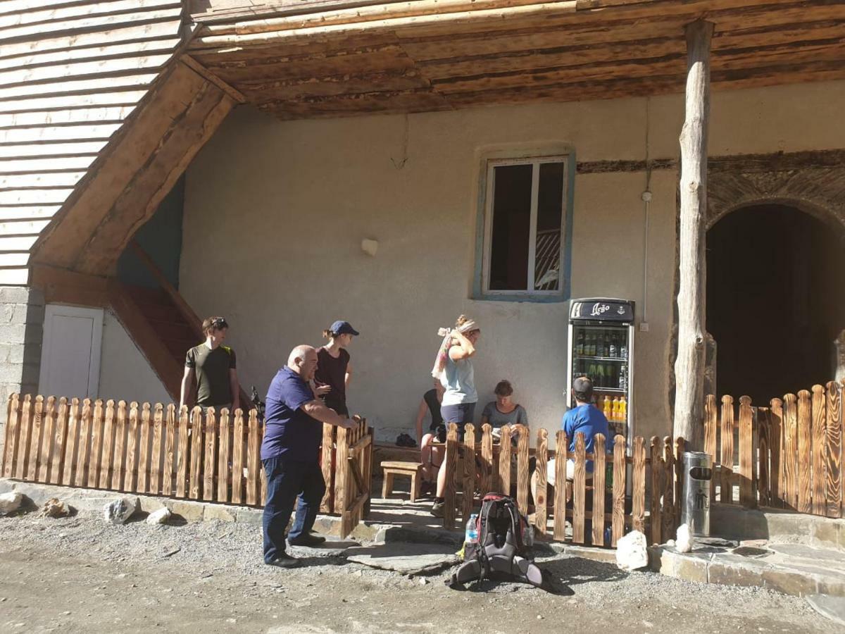 Raul Lushnu Darbaz Bed & Breakfast Mestia Exterior photo
